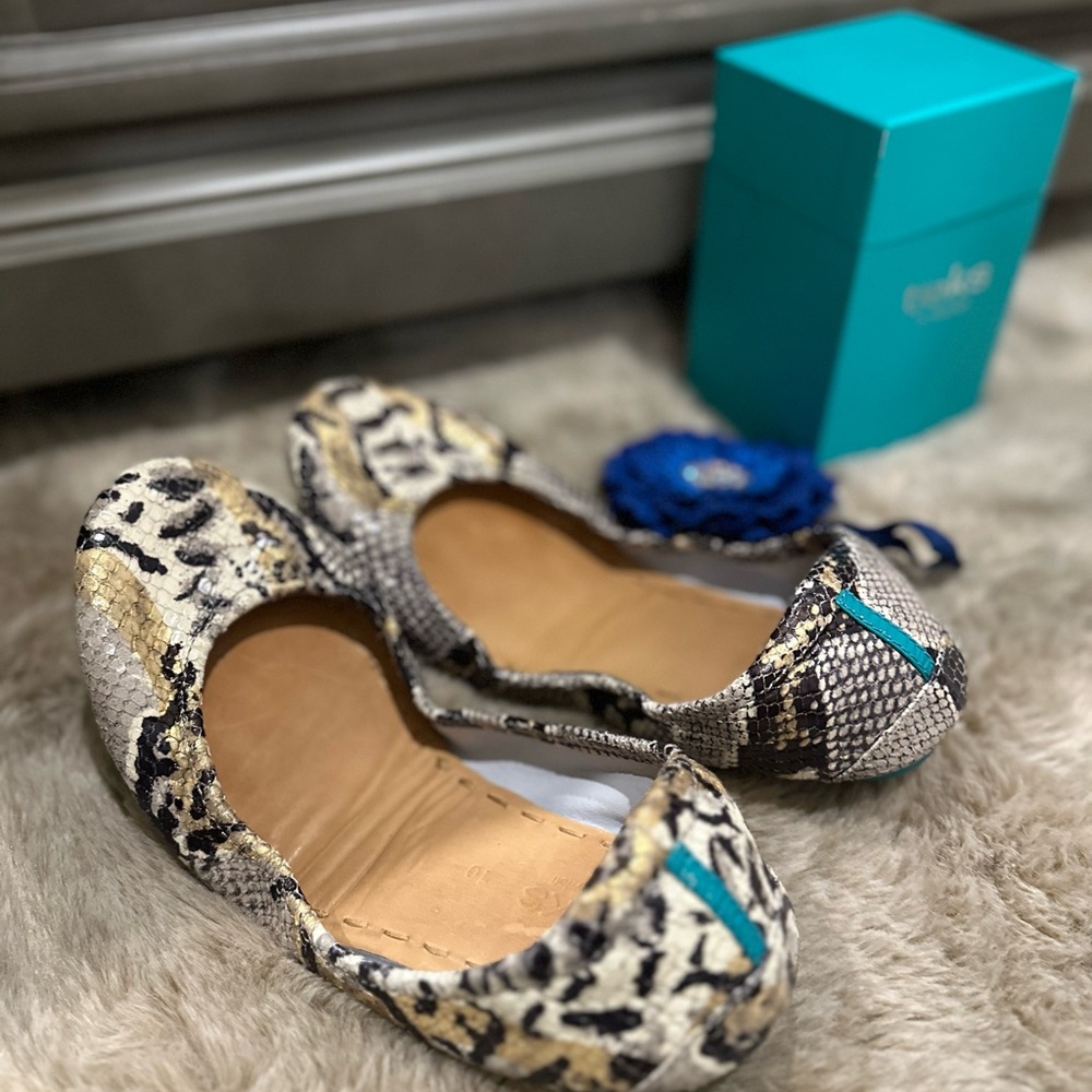 Tieks Sand Snake 🐍 Patterned Ballet Flats, size 10